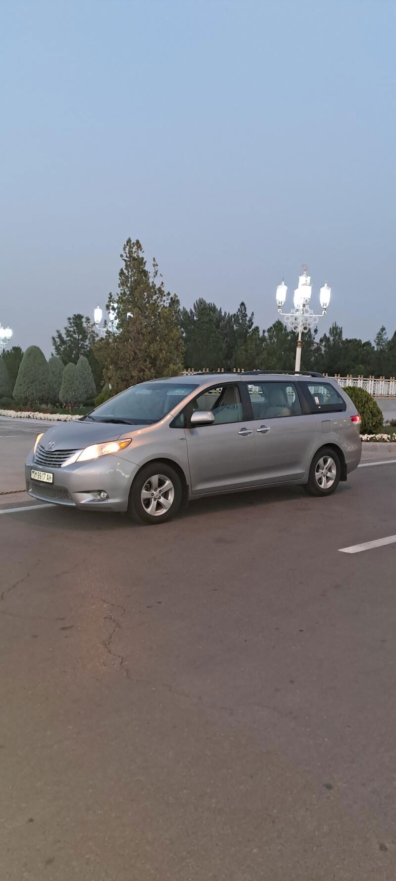 Sienna  Taxi
