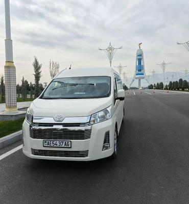 Hiace — Водитель